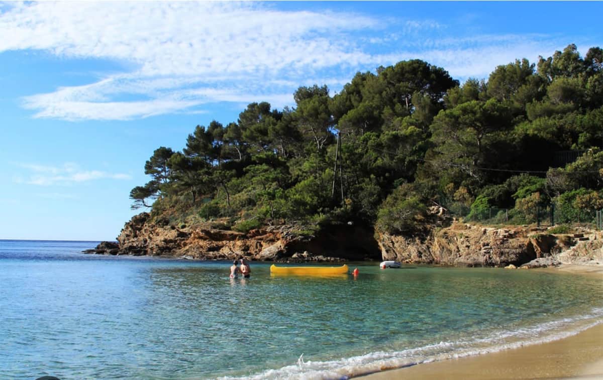 Plage au pied de la villa